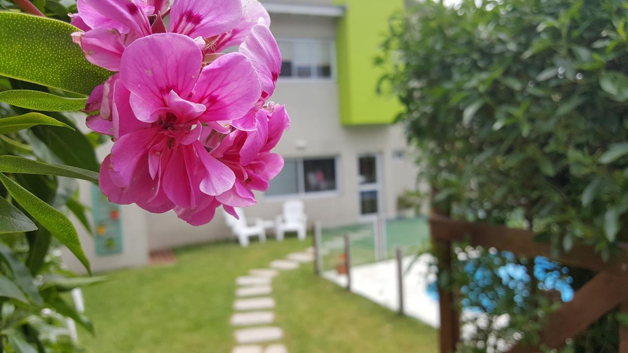 Hosteria Magnolia Villa Gesell Extérieur photo